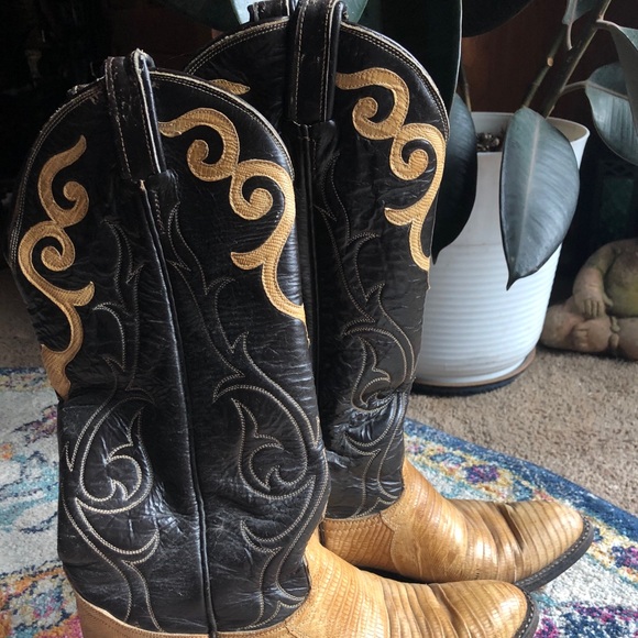 Tony Lama womens Lizard Cowboy Boots size 6C - Picture 2 of 5
